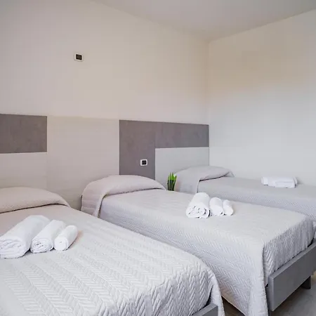 As 10 House 3* Olbia